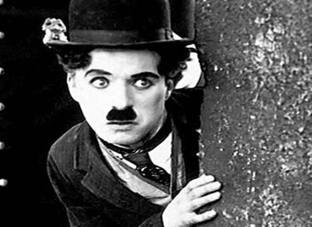 Bugün Charlie Chaplin'in Doğum Günü