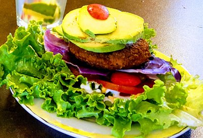Sonunda Etsiz (Sebze) Hamburgerler Piyasada Ama Bunlar Sağlıklı mı Değil mi?