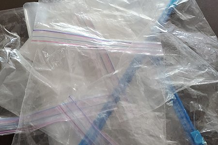 Bir Çalışmanın Gösterdiğine Göre Bitkiler Köklerinden Minik Plastik Parçaları Emebiliyor