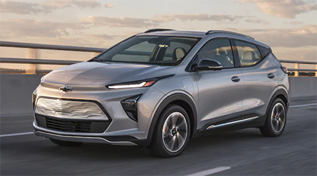 GM bir sonraki 'büyük' elektrikli aracını tanıttı: Minik Bolt EUV