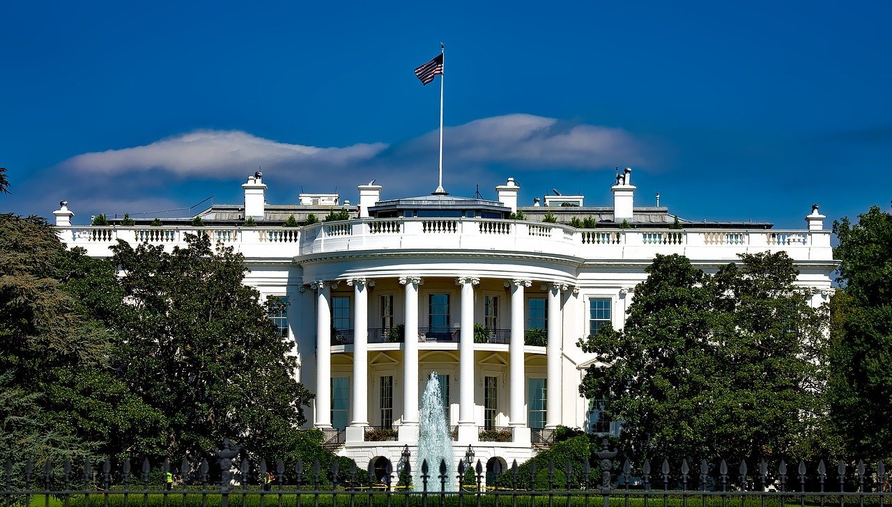 Donald Trump'ın Bütün Sırları Ortaya Dökülebilir: Rapora göre, Trump'ın eski basın sekreteri Stephanie Grisham, Trump'ın Melania'dan sakladığı sırları yayınlamayı planlıyor