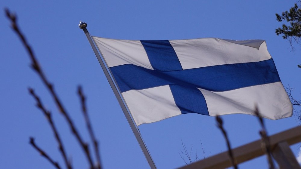 flag-of-finland-201175.jpg