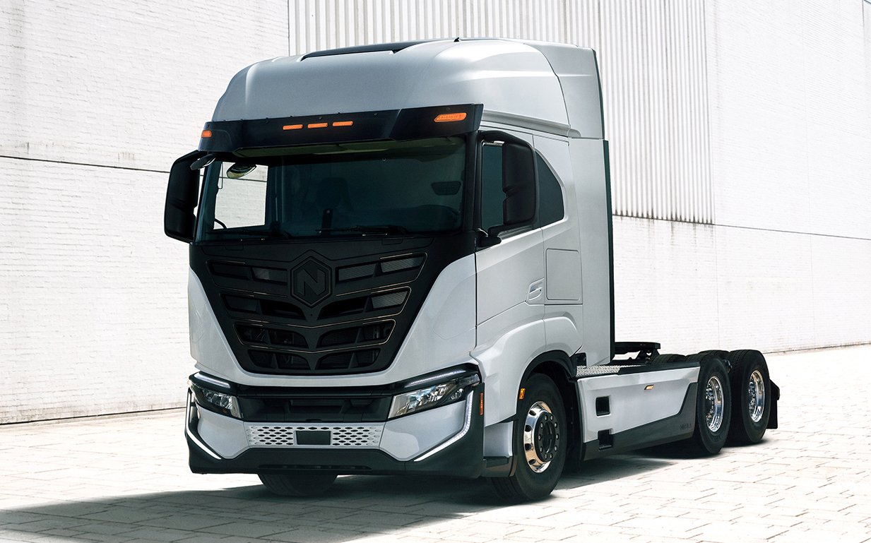 Nikola, İlk Nikola Tre Elektrikli Kamyonu Teslim Etti