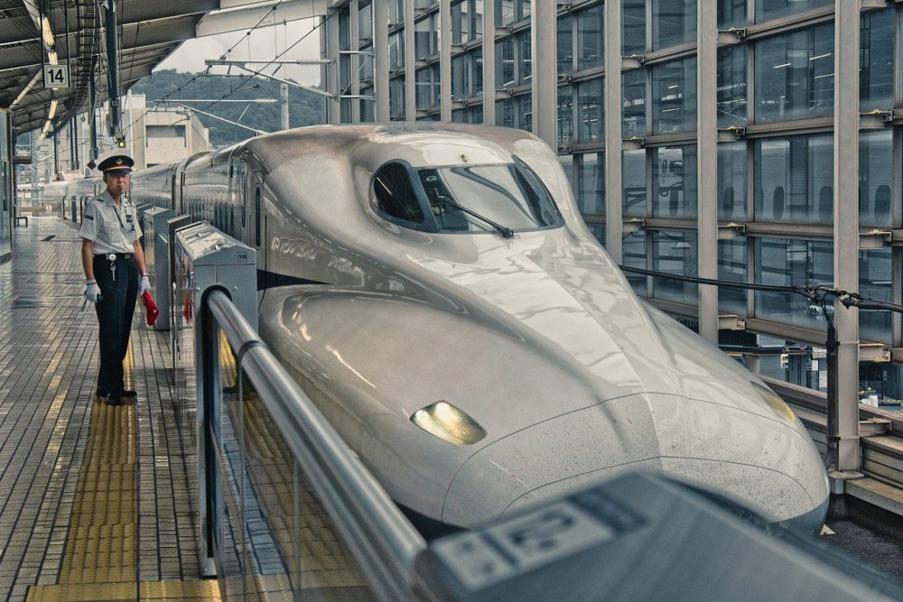 shinkansen-5237269.jpg