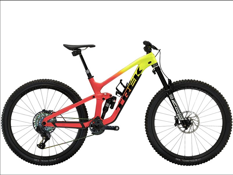 Trek Slash, yeni başlayanlar için çok yönlü bir dağ bisikletidir - beni daha güçlü bir tırmanıcı ve yokuş aşağılarda daha özgüvenli yaptı