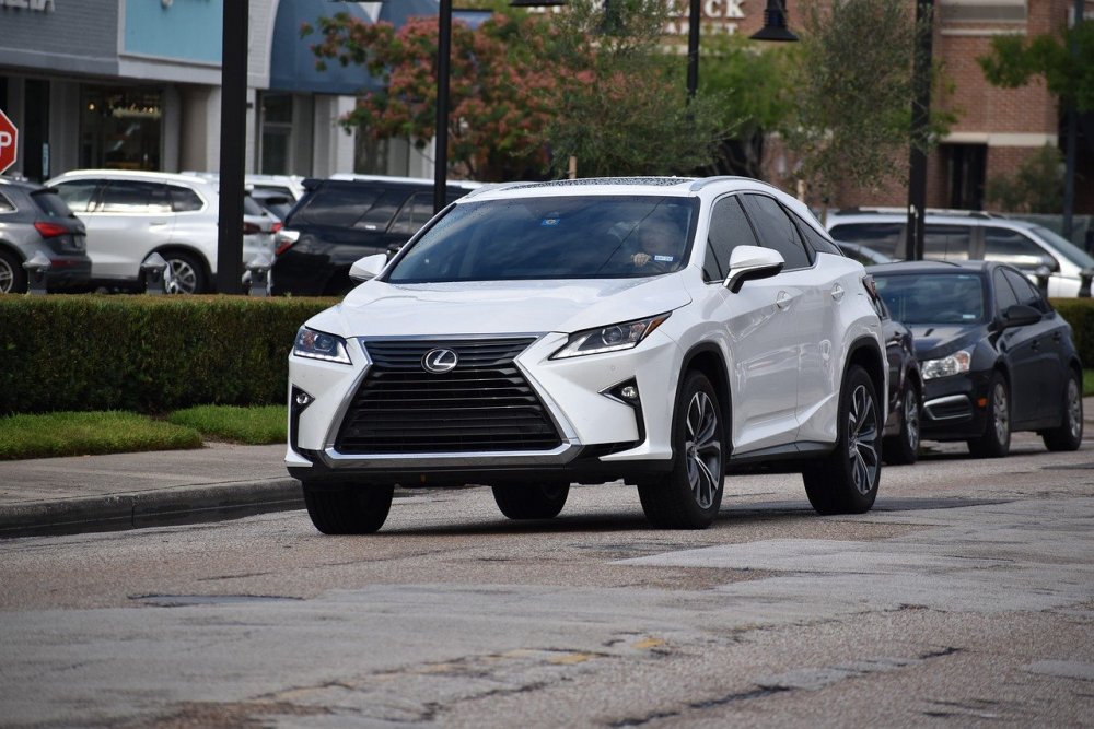 lexus-nx-5267710.jpg