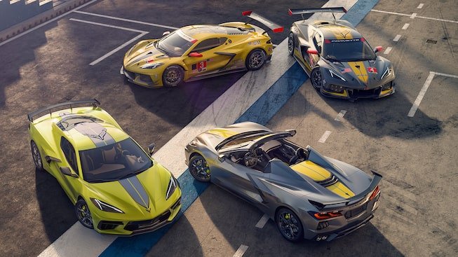 Chevy C8 Corvette: Güçlü Orta Motorlu Canavar Hakkında Bildiğimiz Her Şey