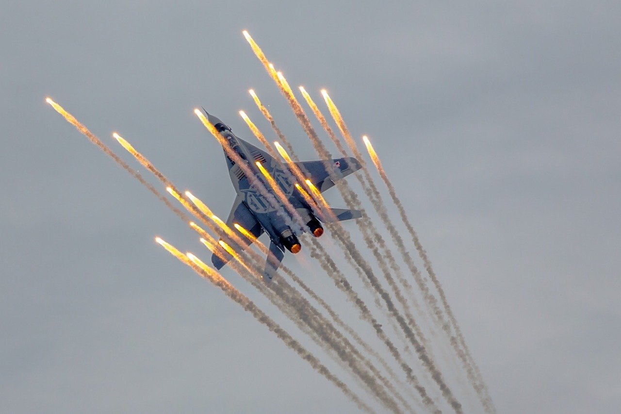 F-16 ve MiG-29 sorusu: Hangi Savaş Uçağı Daha İyi ve Daha Hakim?