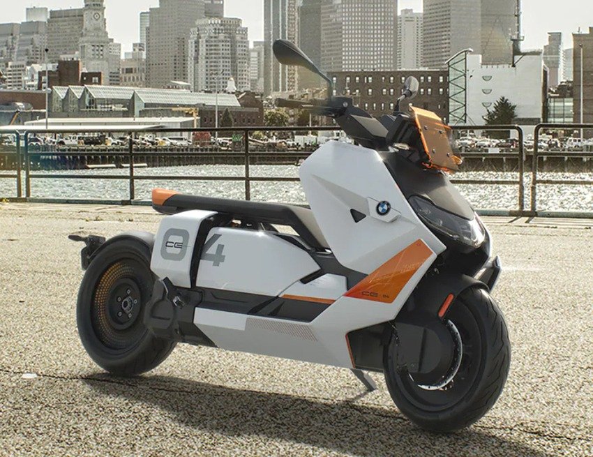 2022 BMW CE 04 İlk Sürüş İncelemesi