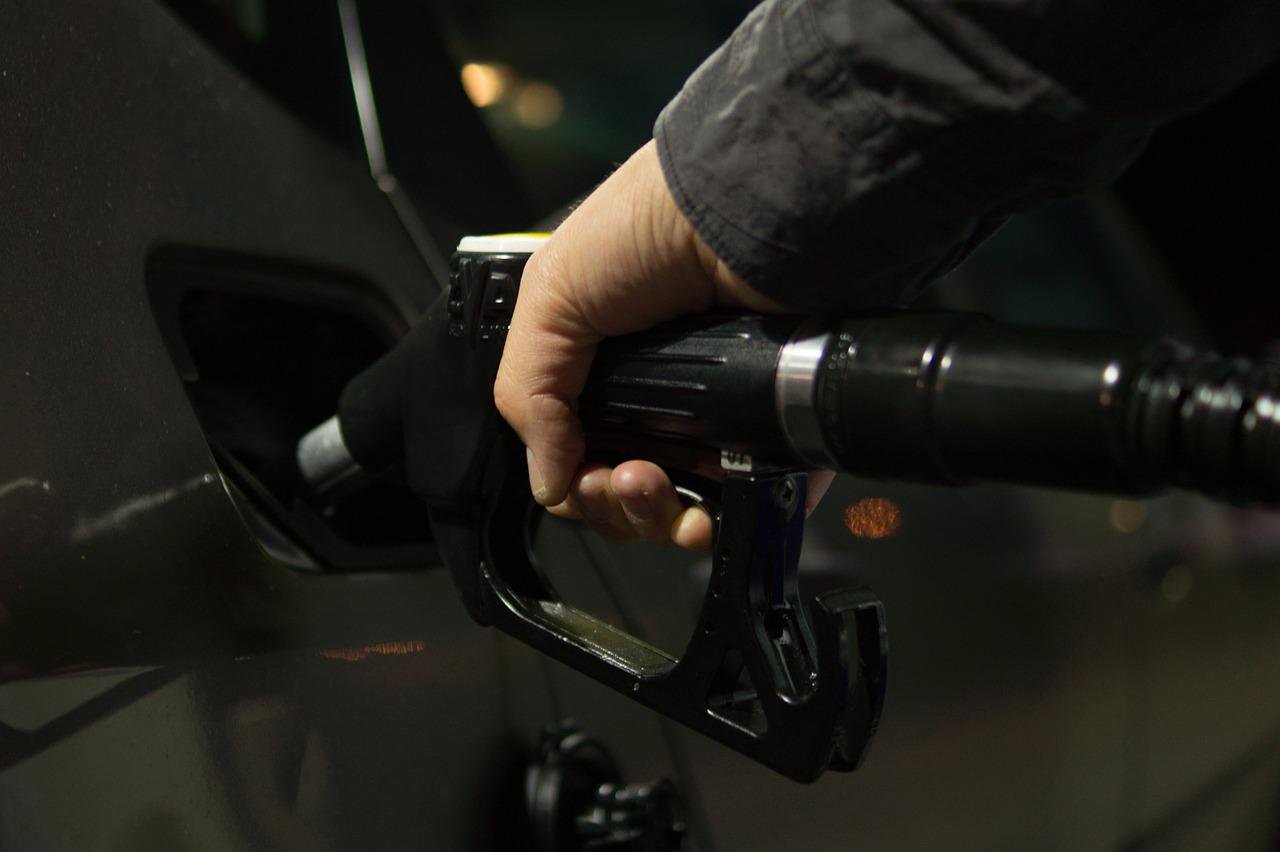 Petrolcüler (Exxon ve Chevron), Yüksek Petrol Fiyatları Nedeniyle Rekor Kar Ettiklerini Açıkladılar