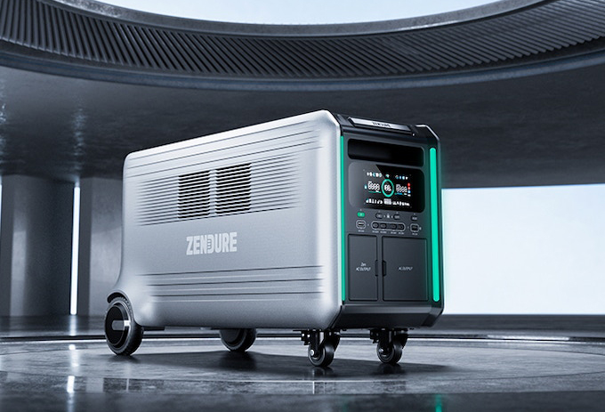 Zendure, motorlu tekerlekler üzerinde dev bir "yarı katı hal" pili piyasaya sürdü