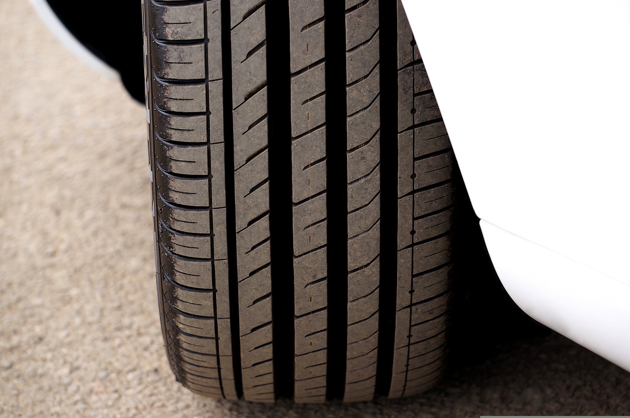 Bu geleceğin lastiği mi? Goodyear bu lastiğin ömrünün 482 Bin KM olduğunu söylüyor