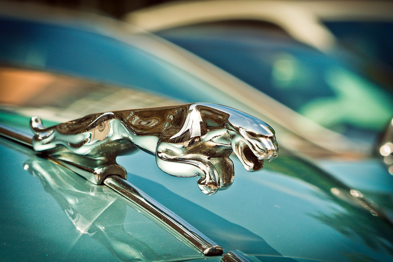 Rolls Royce ve Porsche'nin inanılmaz satış rakamları, zenginlerin henüz lüks harcamalarını kısmadığını gösteriyor