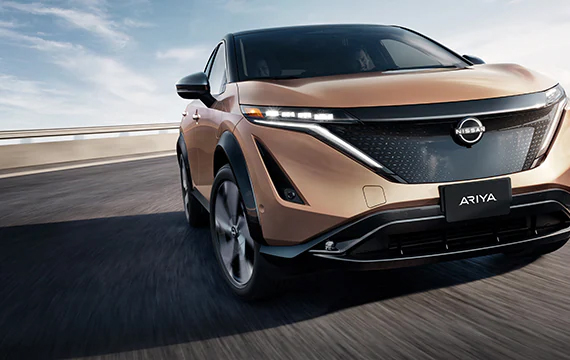 Elektrikli Nissan Ariya SUV'u sürdüm. Tesla'ya güçlü bir rakip, ancak ileri teknoloji ve sürüşü eğlenceli değil.