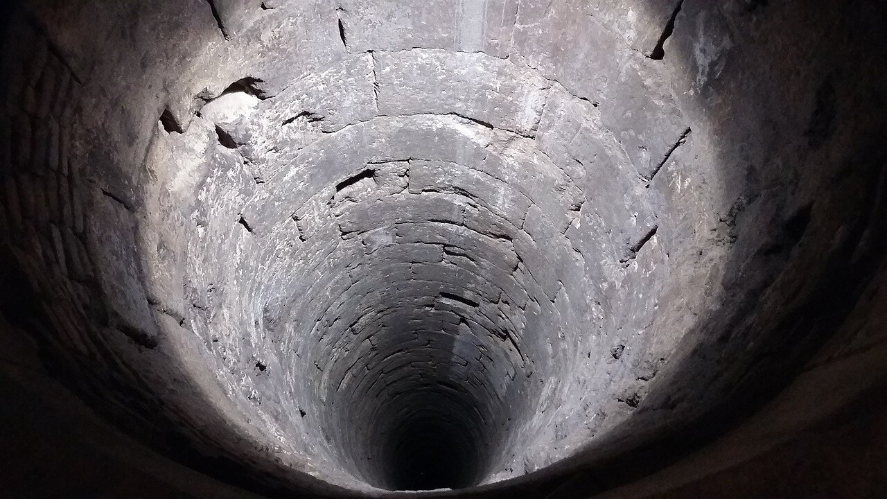 Çin neden 10 Bin metre derinliğinde bir kuyu kazıyor?