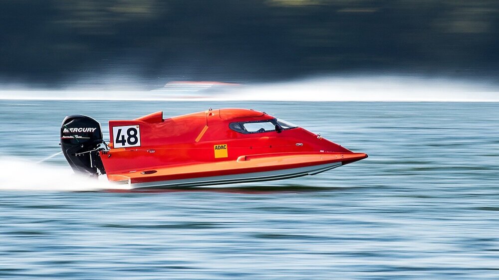 powerboat-2784250.jpg