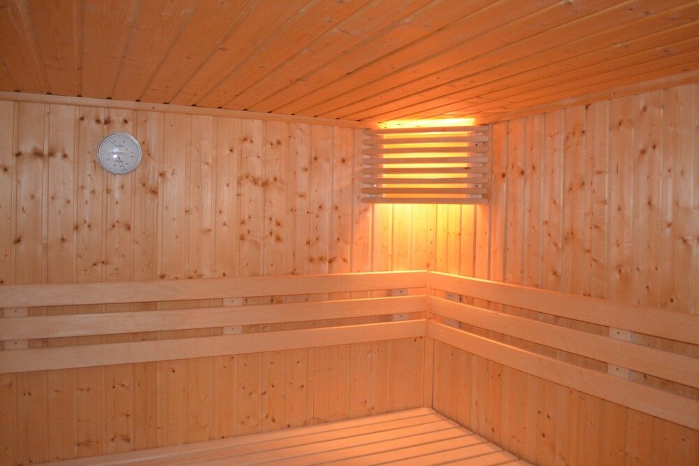 sauna-253938.jpg