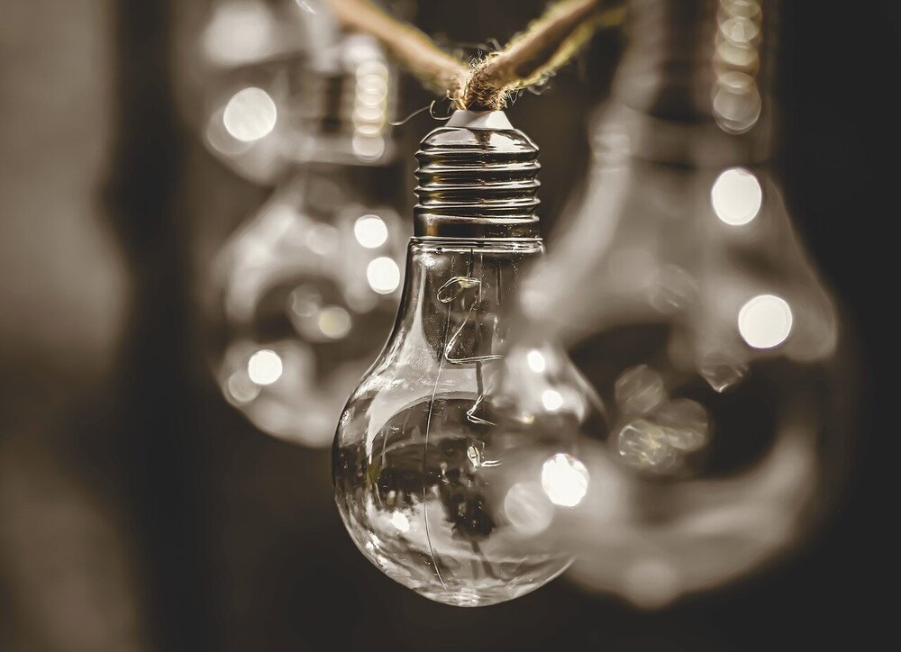 light-bulb-5244001.jpg