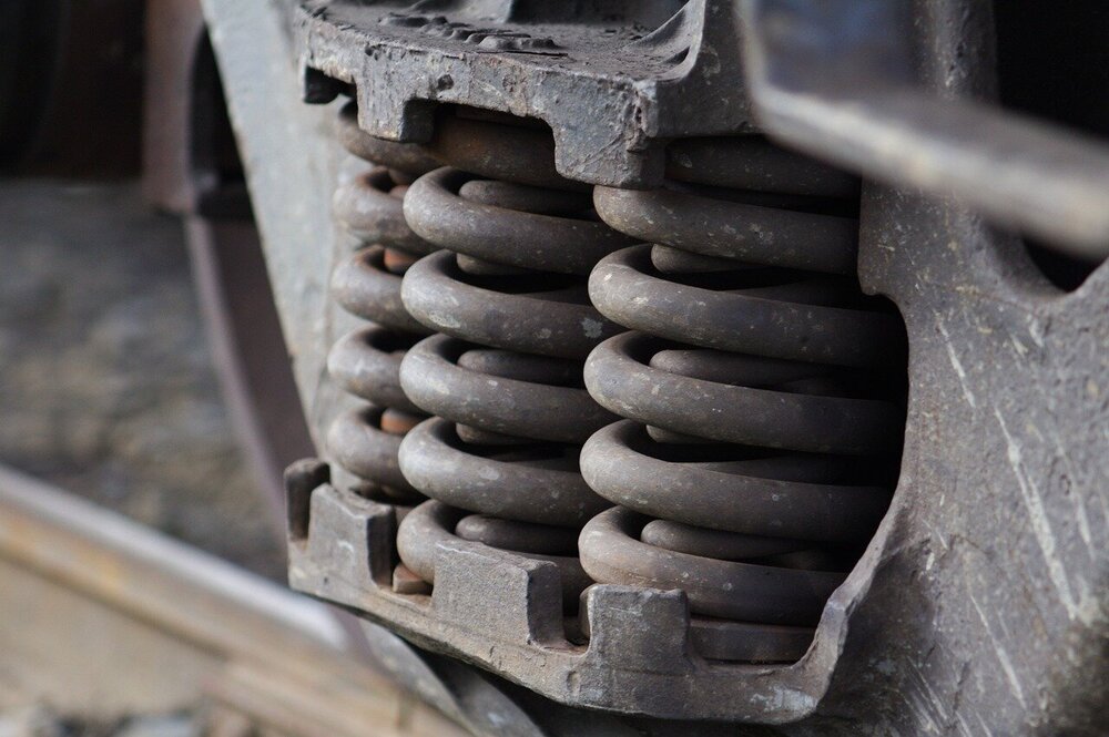 train-shocks-4588164.jpg