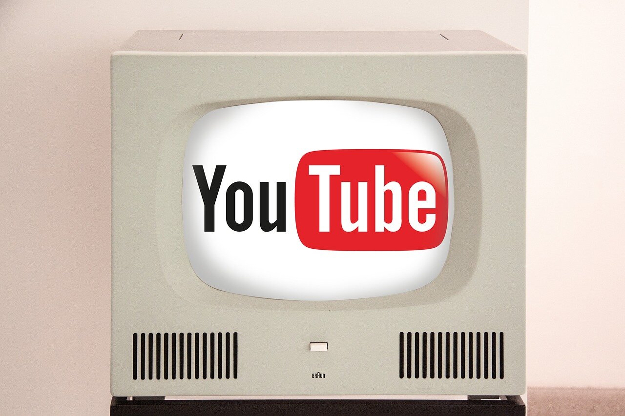 İzleme grubu, YouTube'un yeni tür iklim inkârından para kazandığını söylüyor