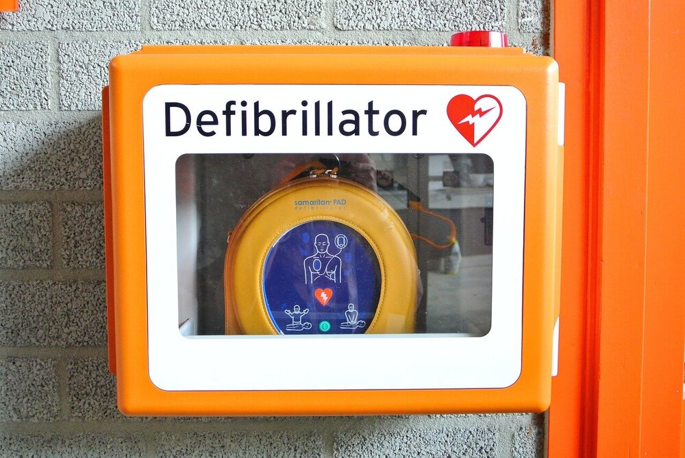 defibrillator-809448.jpg