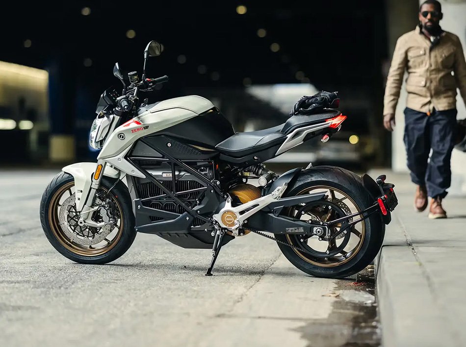 Motosikletlerle rekabet eden 5 elektrikli Motosiklet